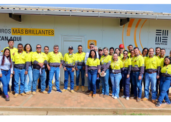 Operación de tractores desde estaciones remotas en Cerro Matoso: hito de la minería moderna en Colombia