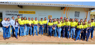 Operación de tractores desde estaciones remotas en Cerro Matoso: hito de la minería moderna en Colombia