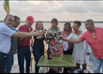 En Barranquilla William Bermúdez socializa y presenta su tercer libro a egresados de la Universidad Simón Bolívar