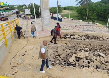 Corpoguajira impuso media preventiva al distrito de Riohacha y suspendió las obras de demolición del antiguo puente en el Riito