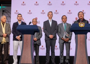 Presidente Petro anunció acuerdo con la banca privada para incrementar crédito para vivienda, industria, manufactura, agricultura y turismo en $55 billones en los próximos 18 meses