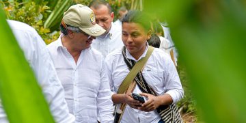 El presidente Gustavo Petro ordena a la ANT que compre tierra productiva para entregarla a campesinos de la Sierra Nevada