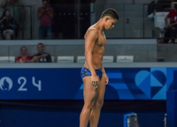 Luis Felipe Uribe avanzó a las semifinales de clavados de París 2024