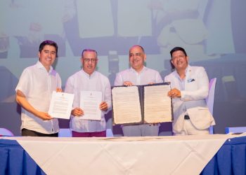 Parlamento Andino entregó a Santa Marta la declaración como ‘Ciudad Emblemática de la Región’