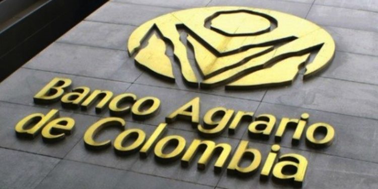 Fitch Ratings ratifica calificación BB+ con perspectiva estable al Banco Agrario