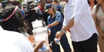 135 años de espera: Agua potable y energía limpia y conectividad, llegan a las comunidades Wayuu gracias a Misión La Guajira