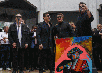 En medio de cantos y acordeones le dieron el último adiós al rey vallenato Egidio Cuadrado