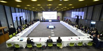 “Por sus políticas sociales para generar inclusión, hoy Colombia está de moda”: Gustavo Bolívar en la OCDE