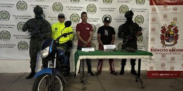 Capturados en Riohacha alias Comando 60 y Guaido, presuntos integrantes de las Autodefensas Conquistadoras de la Sierra Nevada