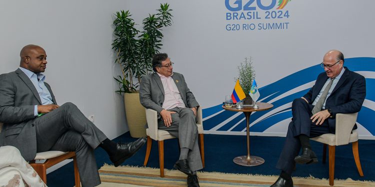 Colombia busca financiamiento internacional para transición energética