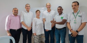 Alianza entre Petrobras y Corpoguajira impulsa la  restauración de manglares y el apoyo a negocios  verdes en La Guajira