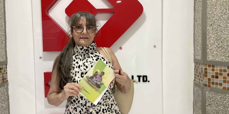 La periodista Ludy Ovalle es la nueva ganadora de la beca de comunicaciones que entregan Drummond Ltd. y el CPV