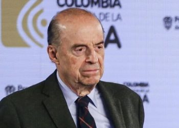 Procuraduría sancionó con destitución e inhabilidad general por 10 años al exministro de Relaciones Exteriores, Álvaro Leyva Durán