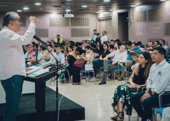 Desde UNIMAGDALENA se lanzó el libro ‘Defender la democracia, sin miedo, desde la democracia’