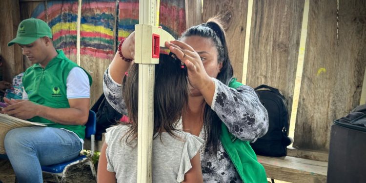 ICBF en misión humanitaria conjunta brinda atención a niñas y niños de comunidades wiwa