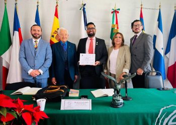 Docente Sergista se destacó en Congreso Internacional de Derecho Familiar en México