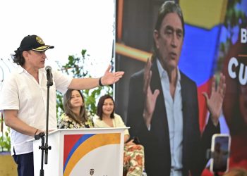 “El dinero que nos confiaron ha ido a las manos más pobres de este país”, Gustavo Bolívar