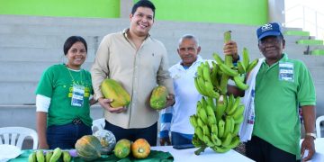 Exitoso Mercado Campesino realizado en el municipio de Barrancas