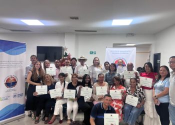 UNIMAGDALENA certificó a 35 líderes en herramientas constitucionales
