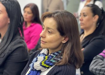 Mujeres y personas menstruantes vinculadas al Departamento de la Función Pública tendrán la opción de trabajar desde casa hasta por tres días consecutivos