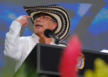 En primera jornada de ‘Cumpliendo con el Cambio’, presidente Petro destacó logros en Reforma Agraria, salud, energía, vías y educación en Córdoba