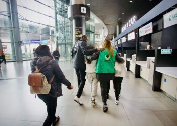Bienestar Familiar atendió a niños, niñas, adolescentes, una madre gestante, y sus familias, deportados desde Estados Unidos