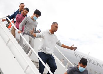 Prosperidad Social ofrecerá créditos asociativos a colombianos deportados desde Estados Unidos