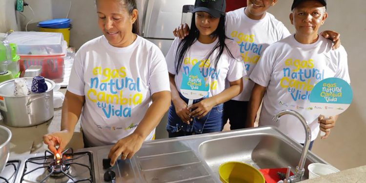 Ministerio de Minas pide investigar a empresas del grupo Vanti por aumento de tarifas de gas