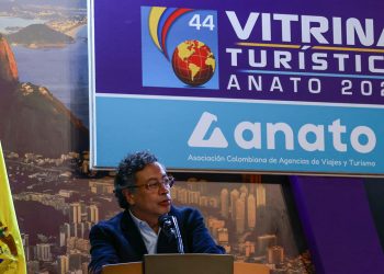 El turismo ya genera más divisas que el carbón: Presidente Petro celebra el crecimiento económico en Vitrina Anato 2025