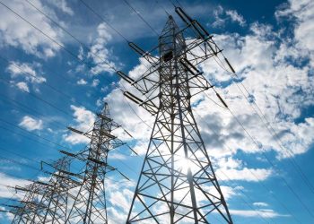 Procurador pide acciones urgentes para garantizar el abastecimiento de energía en el país