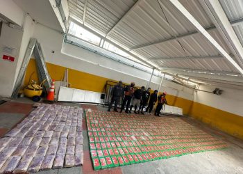 Armada decomisa cocaína y marihuana en La Guajira