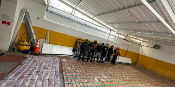 Armada decomisa cocaína y marihuana en La Guajira