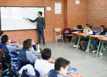 Gobierno Nacional expide decreto para el bienestar y la dignificación de la labor docente