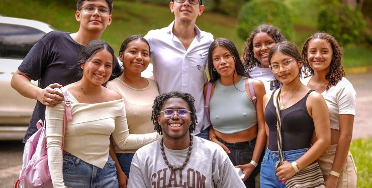 El 96% de los jóvenes de pregrado de universidades públicas en Colombia estudian gratis y con calidad gracias al Gobierno del Cambio
