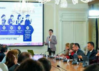 Educación pública en Colombia tuvo su mayor presupuesto en 2024: presidente Petro durante Consejo de Ministros