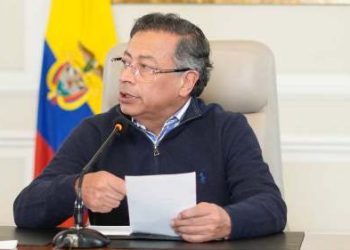 Presidente Petro denuncia que 62.664 armas están perdidas en el país y que existen 197 empresas de seguridad privada vigentes, pero sin control