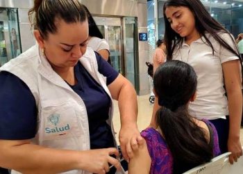 Ahora los colombianos pueden consultar y descargar el carné digital de vacunación contra fiebre amarilla en la web ‘MiVacuna’