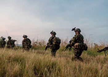 Presidente Petro pide que comisión independiente investigue ataque al Ejército en Guaviare