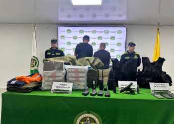 Policia captura a dos de los que robaron un camión de valores en el aeropuerto de Riohacha