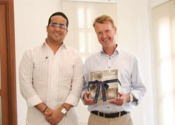 Gobernador de La Guajira se reúne con embajador de Dinamarca para impulsar proyectos de desarrollo