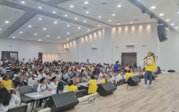 Unidad para las Víctimas entrega 899 cartas de indemnización en el Cesar