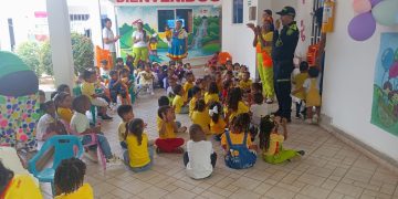 Policía Nacional realiza actividades en Conmemoración del Día Mundial de la Niñez con actividades de prevención y sensibilización