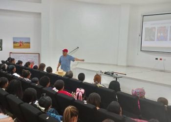 En La Guajira, profesionales de Bienestar Familiar fortalecen sus conocimientos para prevenir la desnutrición
