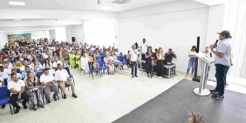 Prosperidad Social y Artesanías de Colombia fortalecen 700 artesanos en La Guajira