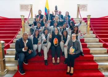 Jóvenes wayúu de Misión La Guajira representarán a Colombia en intercambio cultural en Polonia