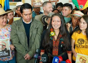 Gobierno radica proyecto de ley que prohíbe fracking y explotación de yacimientos no convencionales
