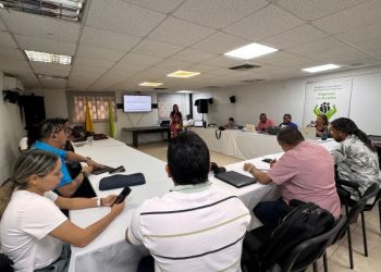 Comisión Asesora Científica de La Guajira se reúne con la Consejera Presidencial para las Regiones