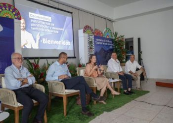 Corpoguajira participó en conversatorio  “Instrumentos de planificación y desarrollo territorial sostenible”