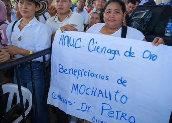 El Presidente Gustavo Petro entregó tierras de Mancuso y Macaco a mil familias campesinas de Córdoba