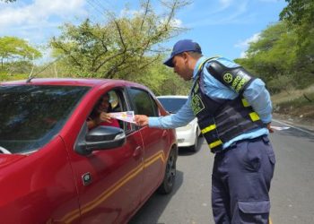 Gobernación de La Guajira y autoridades de tránsito intensifican acciones para mitigar la siniestralidad en Cuestecita – Albania